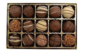 Round Birchas Habayis (grey and whites) + Drink + Truffle Box