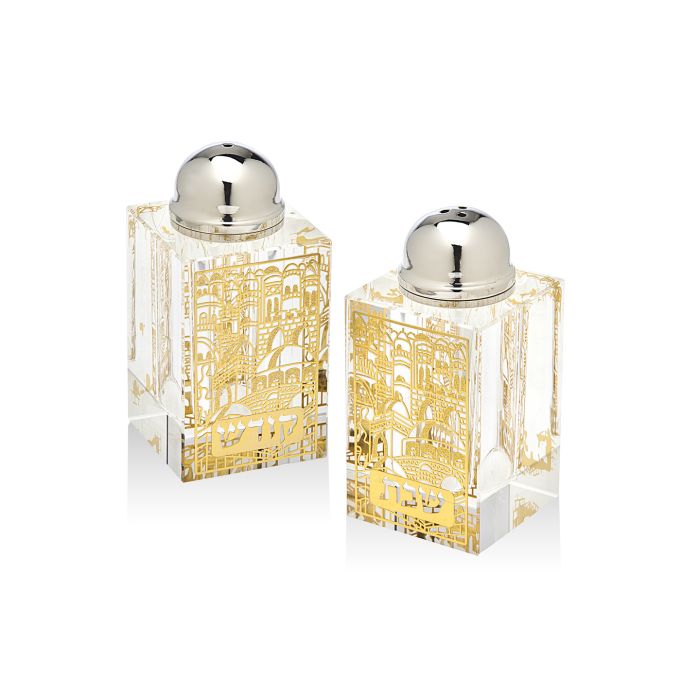 salt and pepper gold accent